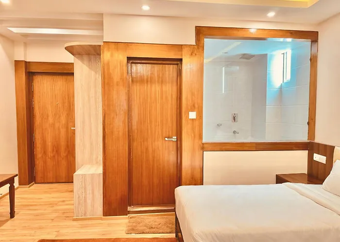 Bayberry - Near Tribhuvan International Airport 4* カトマンズ