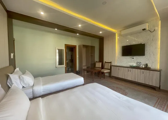 Bayberry - Near Tribhuvan International Airport 4*