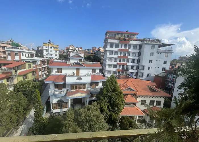 Bayberry - Near Tribhuvan International Airport ホテル カトマンズ
