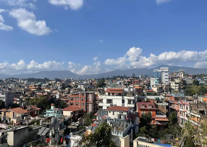 Bayberry - Near Tribhuvan International Airport 4* カトマンズ